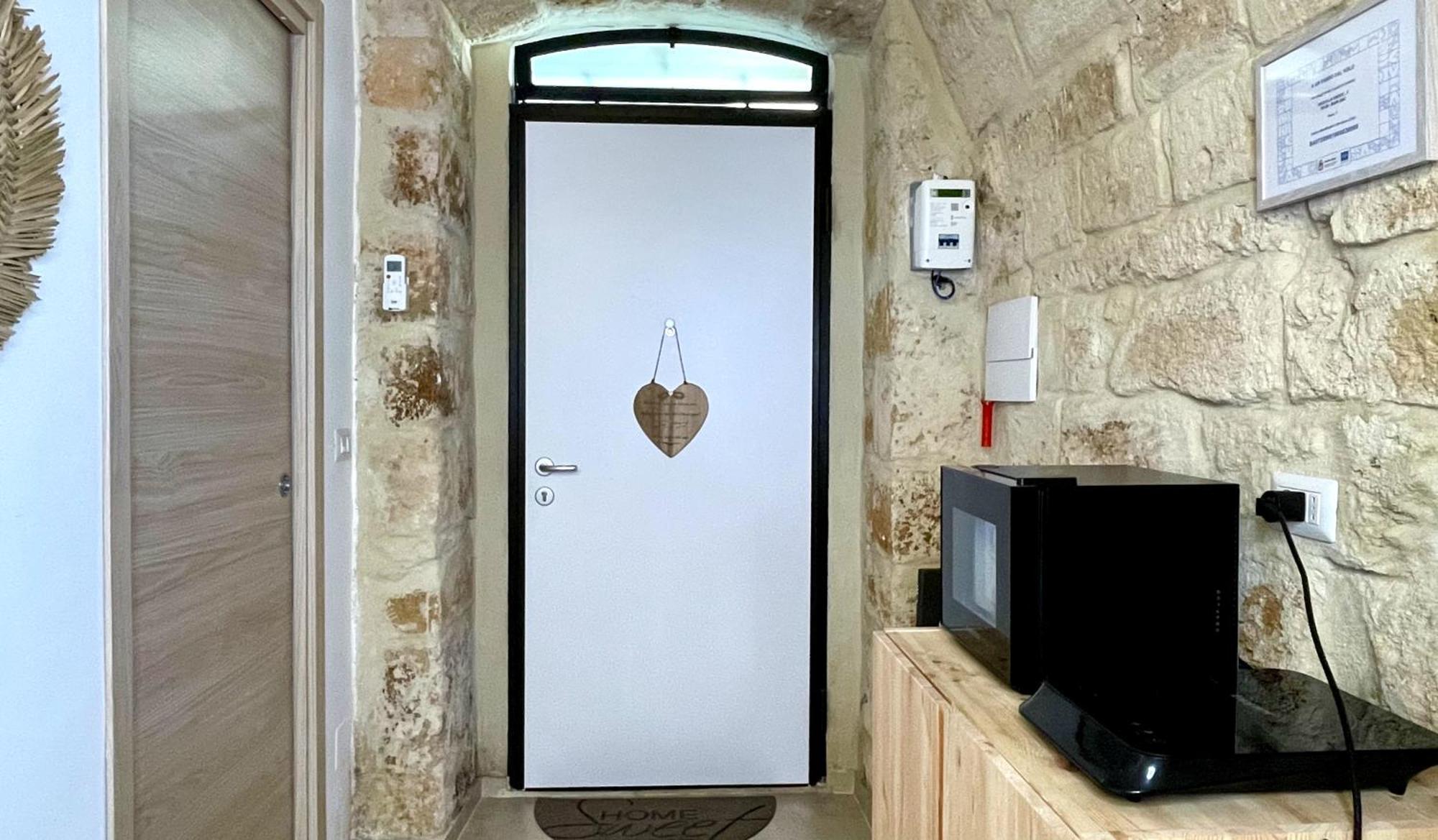 Casa Vacanze A Un Passo Dal Volo บารี ภายนอก รูปภาพ